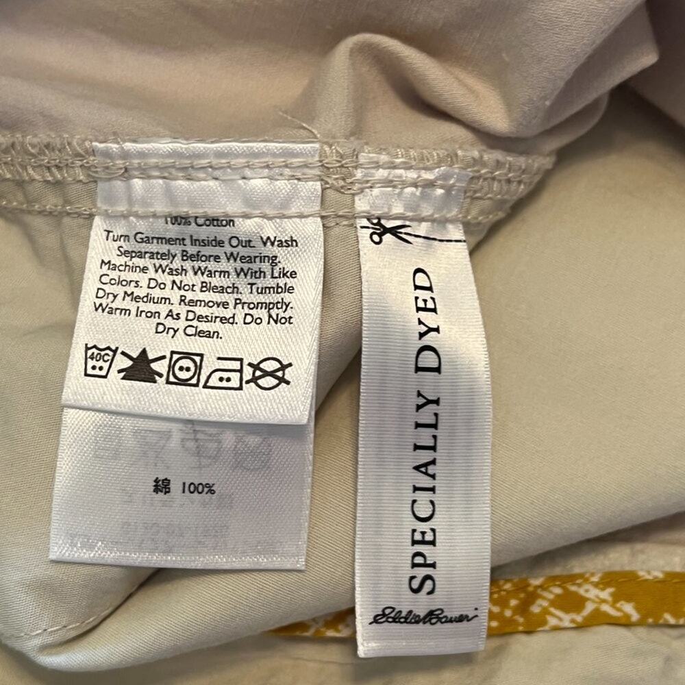Eddie Bauer Khaki Shorts Size 14 - Picture 5 of 6